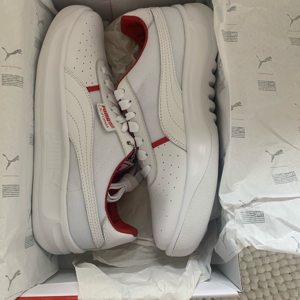 Nipsey Hussle Pumas
